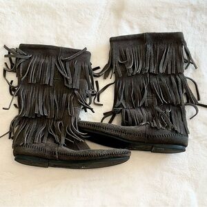 Minnetonka Gray Suede Three Layer Fringe Moccasins Boots